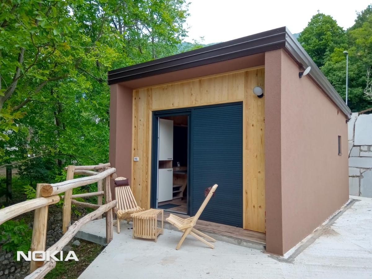 Pocitniski Hisici - Small Holiday Houses Ajdovščina Exterior foto